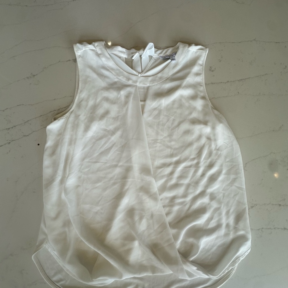 Elegant White Sleeveless Top